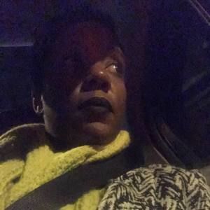 Meet your Posher, Mia